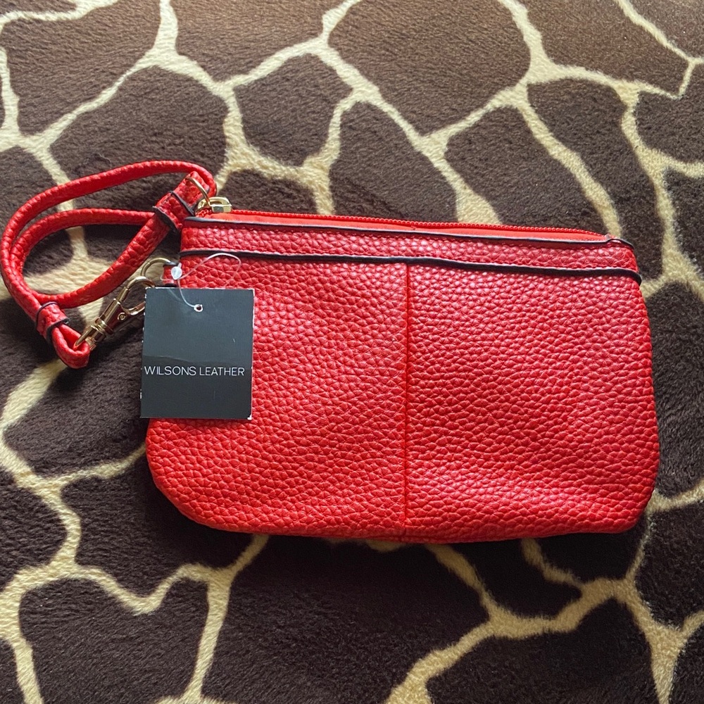 Vintage 90’s Wilsons Black Rivet Scarlet Pebbled Leather Wristlet